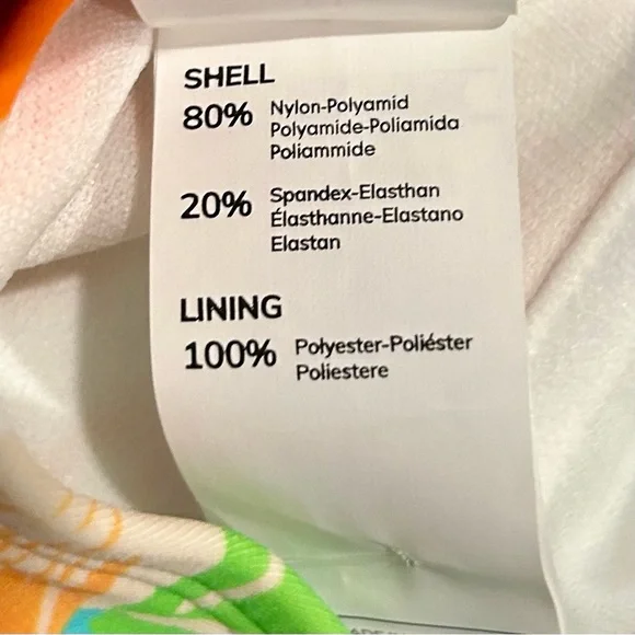 🦋 NWT Cupshe bikini top, extra-large, floral with ruffles and tassels - Picture 5 of 8